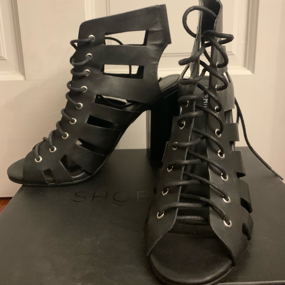 Shoemint Black Lace Up Block Heeled Sandals